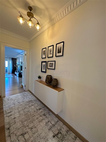 Вилла в центральной части Алании с видом на море