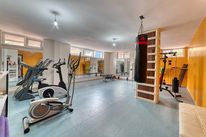 Двухкомнатные апартаменты в аренду в 300 метрах от моря