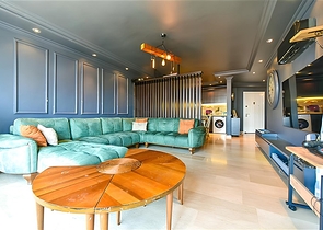 Светлая просторная квартира в районе Тосмур