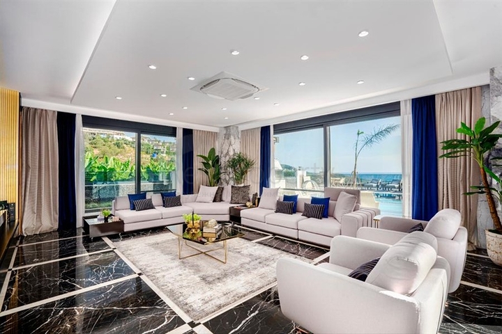 Роскошная вилла в районе Каргыджак