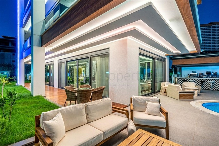 Роскошная вилла в районе Каргыджак