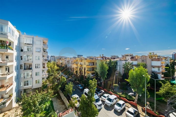 Меблированная квартира 1+1 в центре Алании