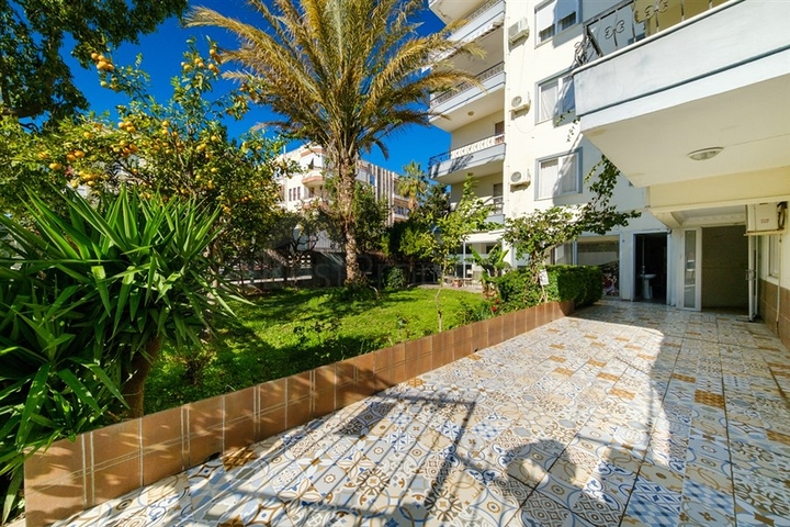 Меблированная квартира 1+1 в центре Алании