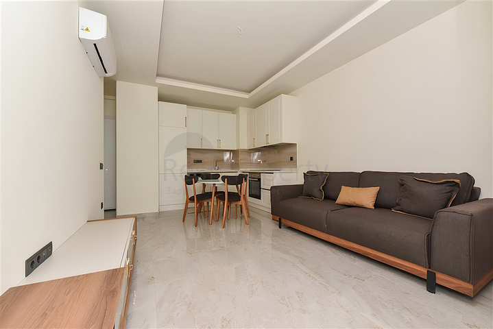 Двухкомнатная квартира в новом комплексе в районе Клеопатра