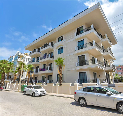 Двухкомнатная квартира в новом комплексе в районе Клеопатра