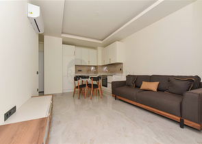 Двухкомнатная квартира в новом комплексе в районе Клеопатра