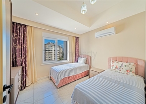 Трехкомнатная квартира в новом комплексе Авсаллара