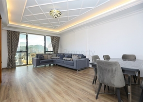 Квартира планировкой 3+1 с отдельной кухней в центральной части Алании