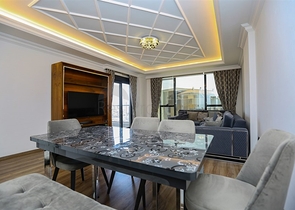 Квартира планировкой 3+1 с отдельной кухней в центральной части Алании