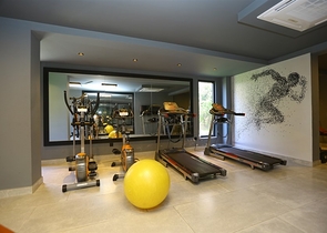 Квартира планировкой 3+1 с отдельной кухней в центральной части Алании