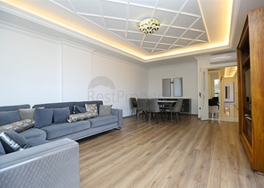 Квартира планировкой 3+1 с отдельной кухней в центральной части Алании