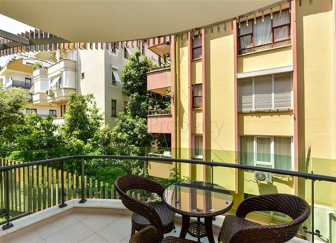 Квартира 1+1 в комплексе премиум класса в центре Алании 