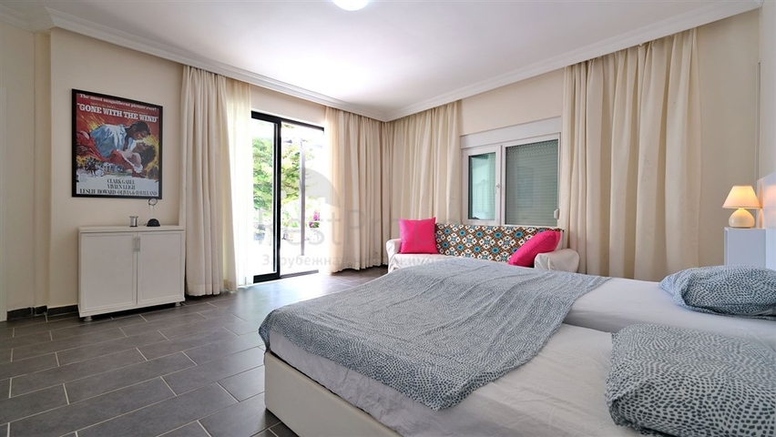 Приватная вилла в окружении природы в районе Кестель