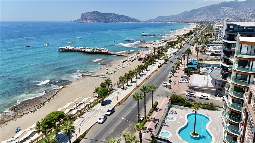 Шикарная квартира 3+1 с видом на море