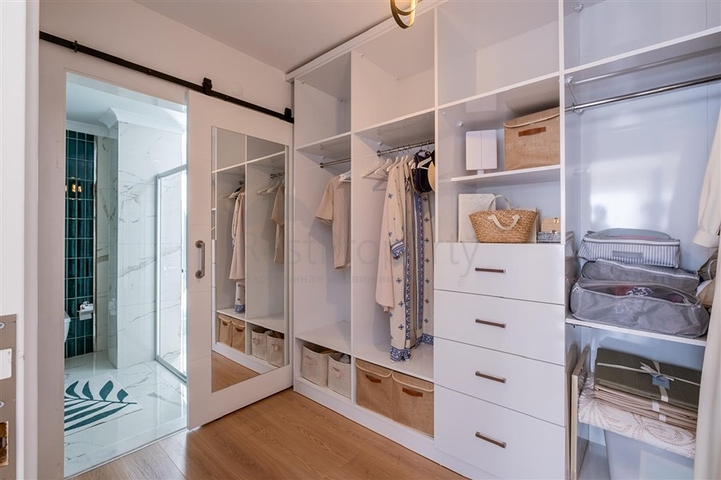 Идеальный дом у моря: эксклюзивная вилла в популярном районе Оба