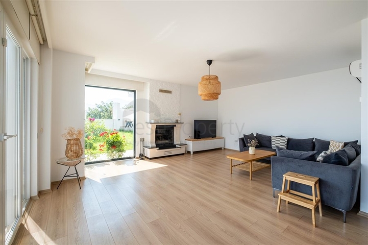 Идеальный дом у моря: эксклюзивная вилла в популярном районе Оба