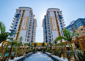 Трехкомнатная квартира на первой береговой линии