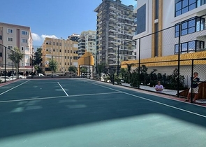 Трехкомнатная квартира на первой береговой линии