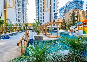 Трехкомнатная квартира на первой береговой линии