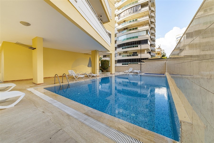 Меблированная квартира 3+1 в Махмутларе