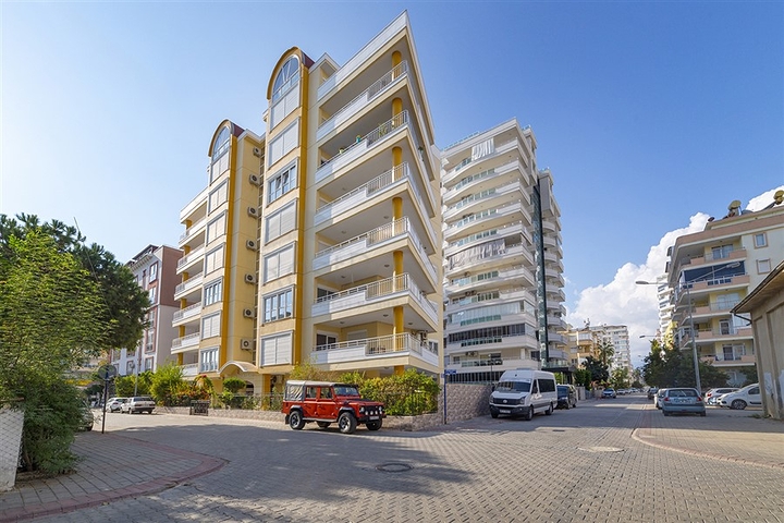 Меблированная квартира 3+1 в Махмутларе