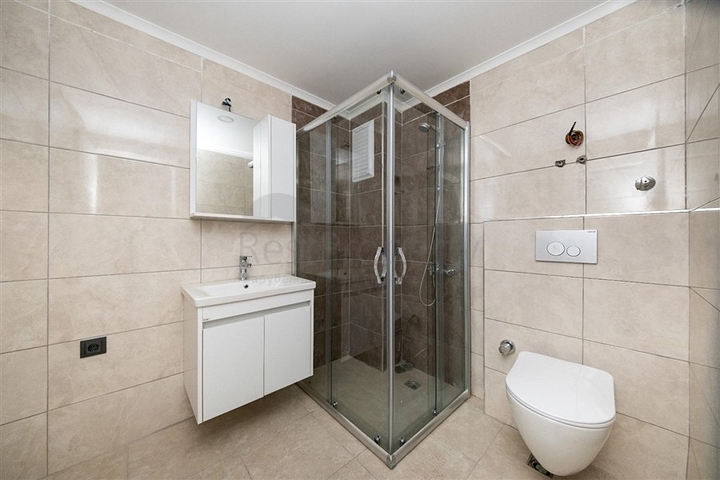 Пентхаус 3+1 в новом комплексе в центре Алании