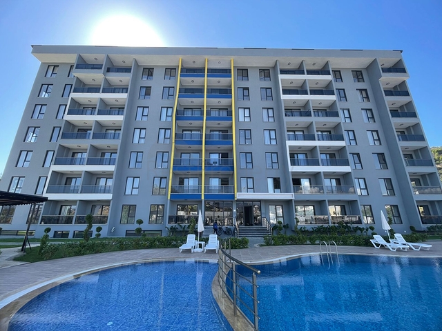 Меблированная трехкомнатная квартира в новом доме в районе Газипаша