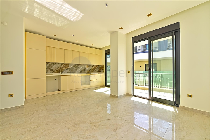 Пентхаус 2+1 в комплексе премиум класса в центре Алании 