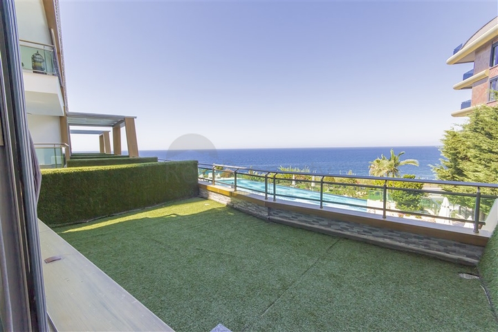 Меблированная квартира 2+1 с видом на море в районе Каргыджак