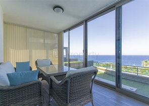 Меблированная квартира 2+1 с видом на море в районе Каргыджак