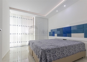 Меблированная квартира 2+1 с видом на море в районе Каргыджак