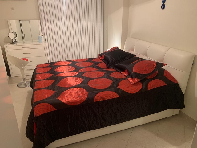 Трехкомнатная квартира в Джикдилли 