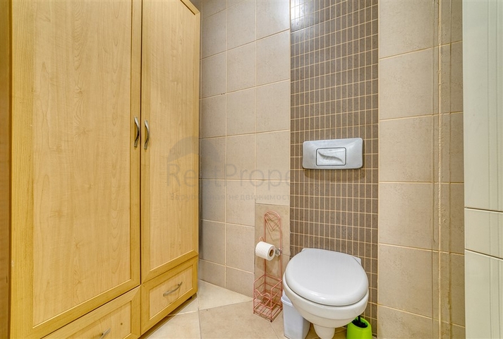 Четырехкомнатный пентхаус в районе Оба