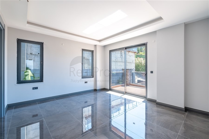 Роскошная вилла с захватывающим видом на море в Каргыджаке