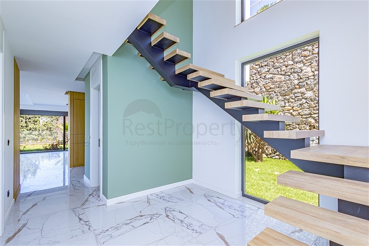 Просторная вилла в Каргыджаке с восхитительным видом на море