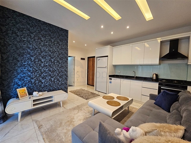 Двухкомнатная квартира в центре Алании