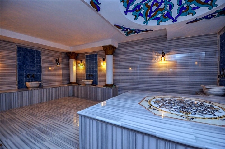 Двухкомнатная квартира в 200 метрах от моря в Махмутларе