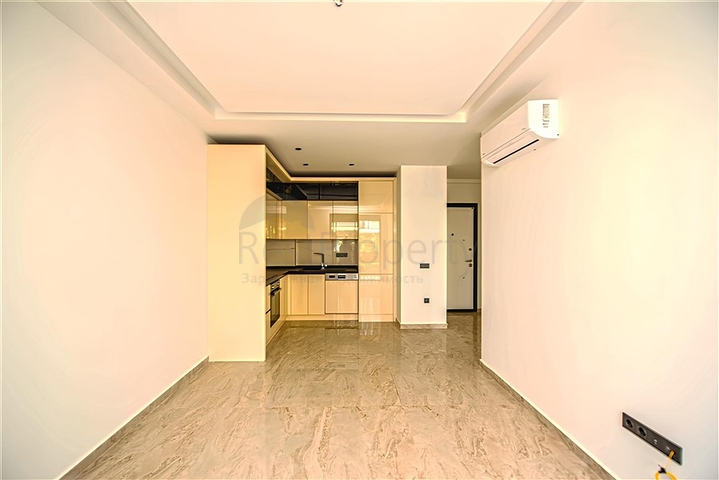 Двухкомнатная квартира в 300 м от моря