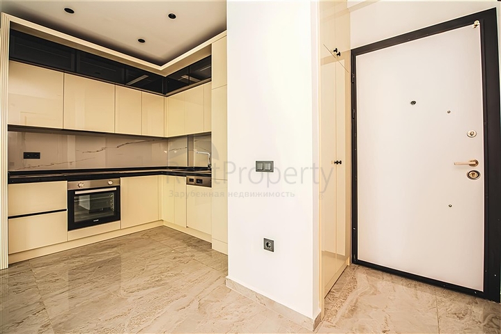 Двухкомнатная квартира в 300 м от моря