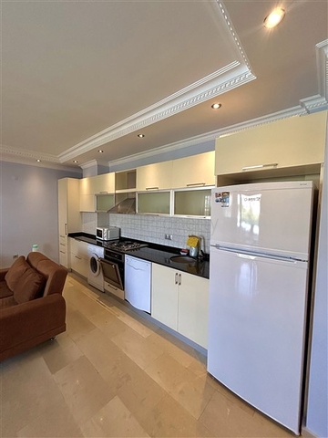 Двухкомнатная квартира в 600 м от моря в районе Оба 