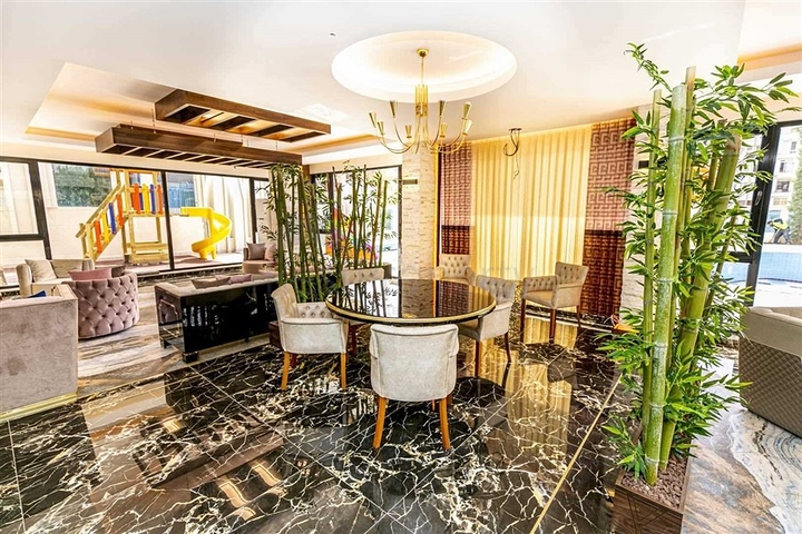 Роскошный пентхаус 3+2 в популярном районе Махмутлар