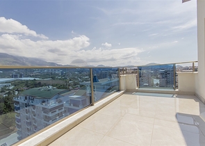 Роскошный пентхаус 3+2 в популярном районе Махмутлар