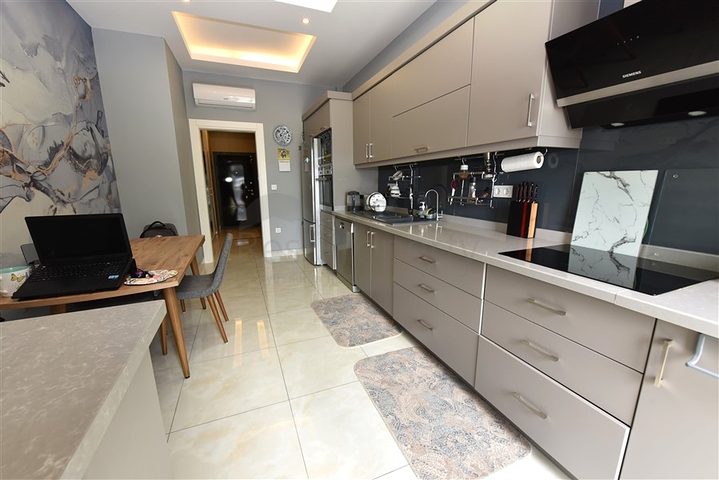 Квартира 3+1 в районе Махмутлар в 500 метрах от моря