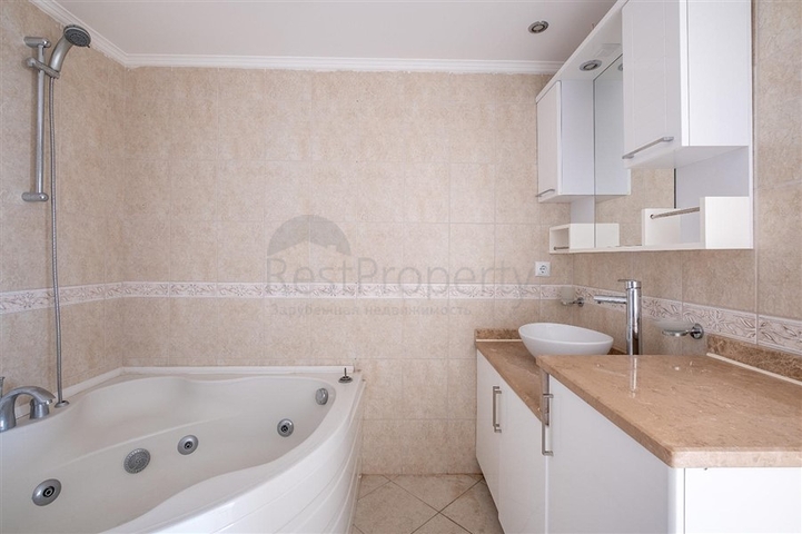 Большая квартира 2+1 в районе Джикджилли