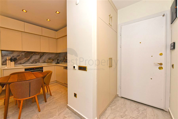 Квартира 1+1 в центре Алании в одном из самых лучших комплексов