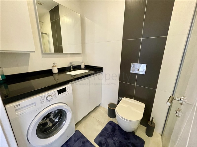 Трехкомнатная квартира в 20 м от моря