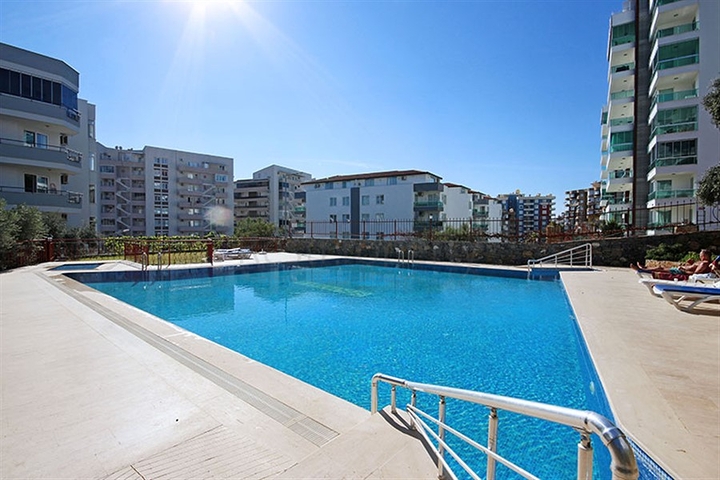 Двухкомнатная квартира с мебелью в районе Тосмур