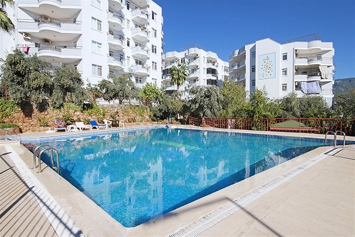 Двухкомнатная квартира с мебелью в районе Тосмур