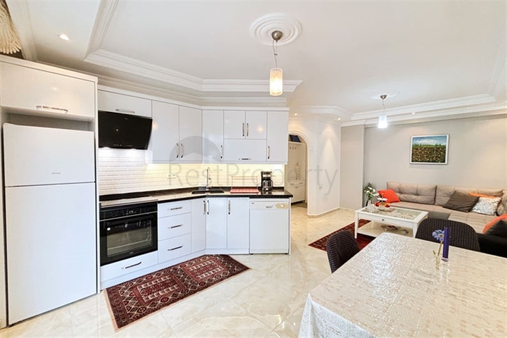 Двухкомнатная квартира с мебелью в районе Тосмур