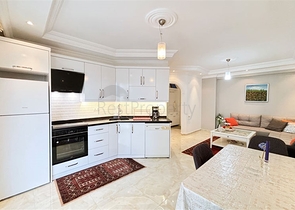 Двухкомнатная квартира с мебелью в районе Тосмур